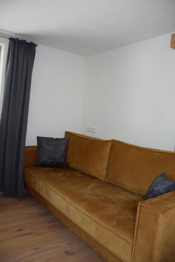 Försterhaus Lägenhet Holzgau Exteriör bild