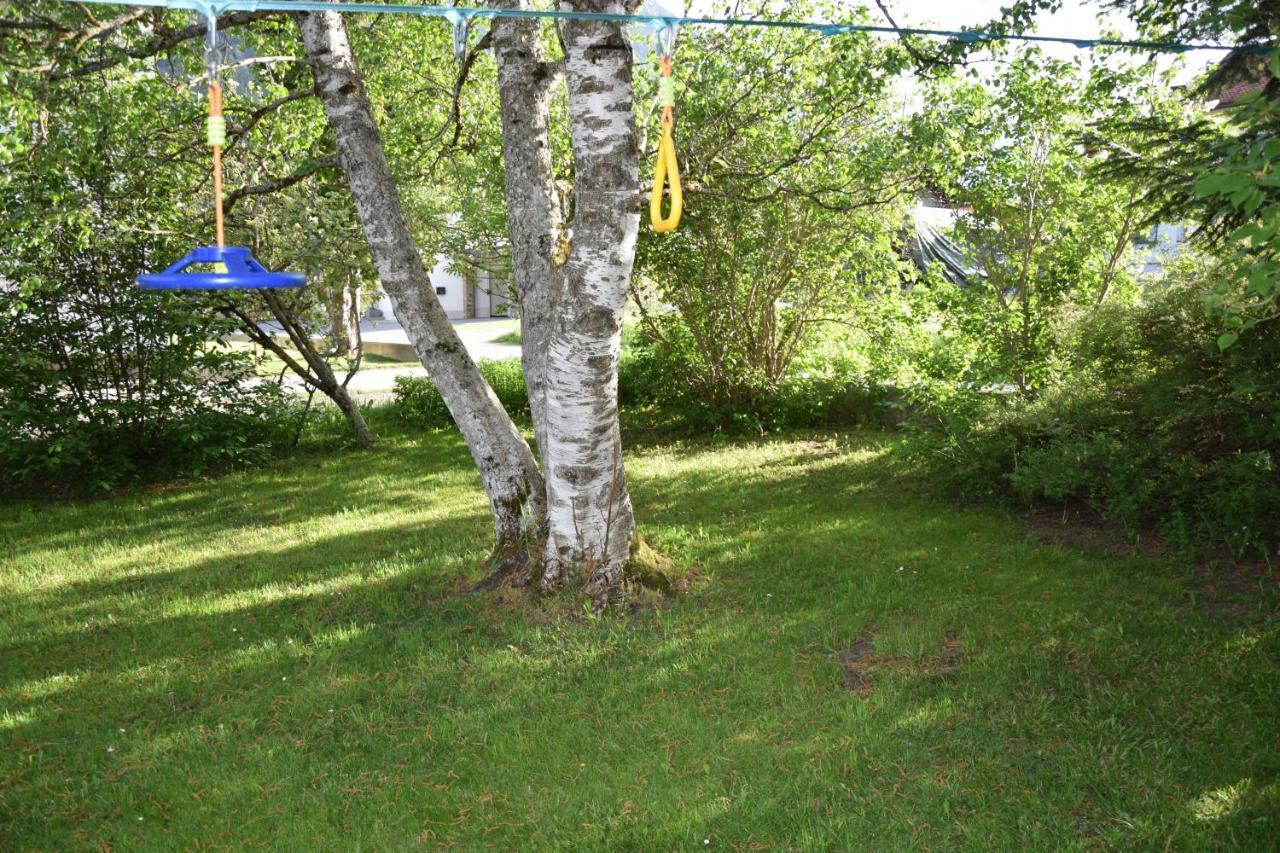 Försterhaus Lägenhet Holzgau Exteriör bild