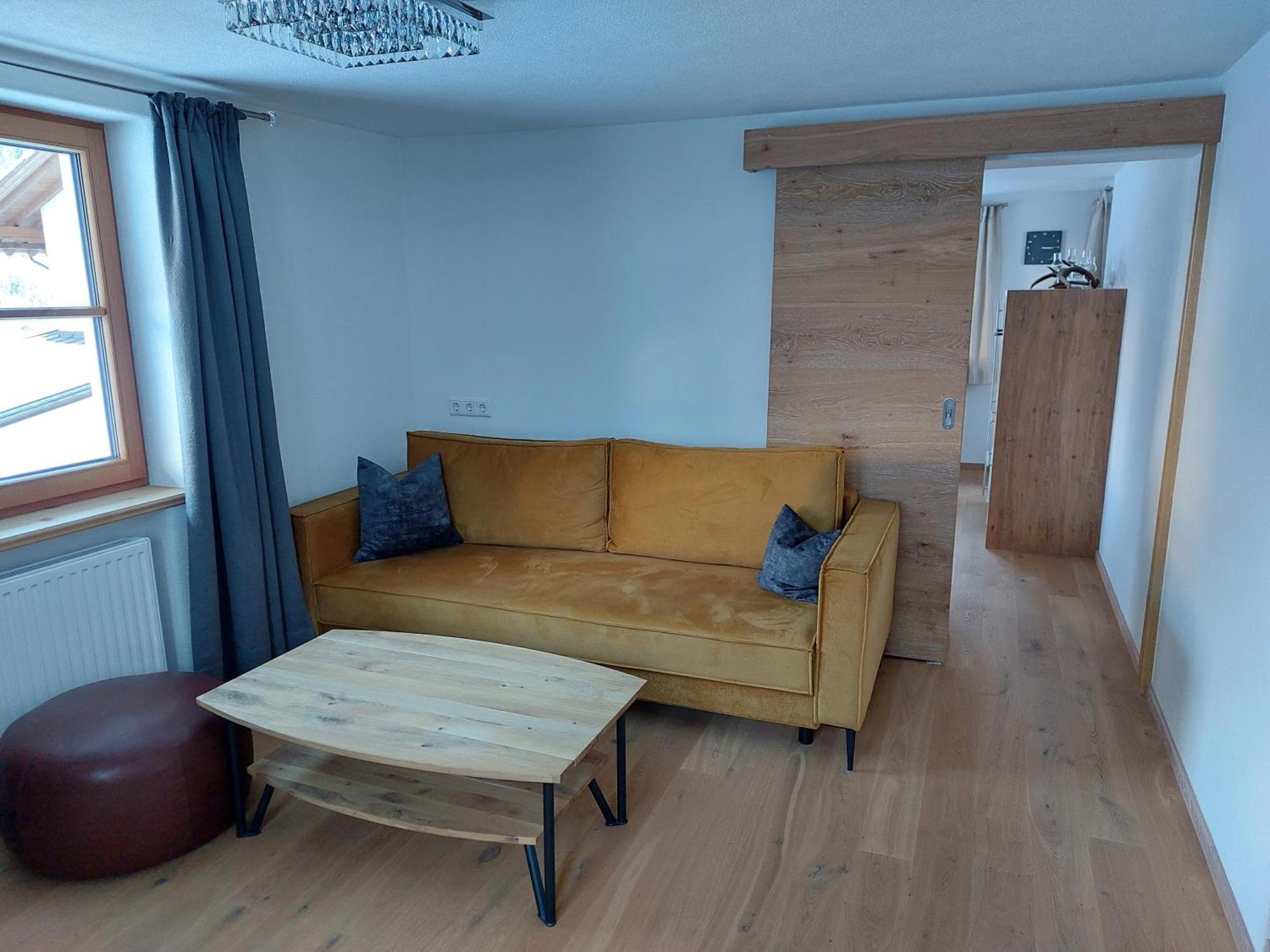 Försterhaus Lägenhet Holzgau Exteriör bild